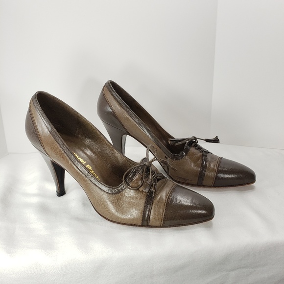 Stuart Weitzman Shoes - Vintage Stuart Weitzman Brown Pumps Narrow
